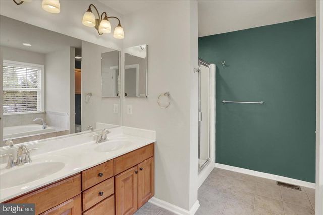 101 HEARTHSTONE CT, Dillsburg, PA 17019