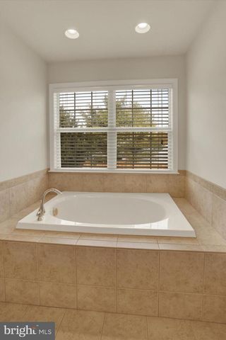 101 HEARTHSTONE CT, Dillsburg, PA 17019