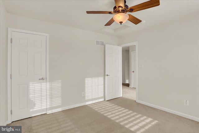 101 HEARTHSTONE CT, Dillsburg, PA 17019