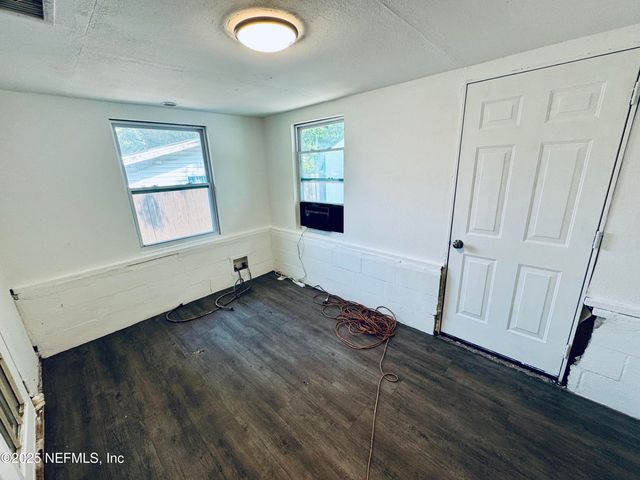 1041 E 14TH Street, Jacksonville, FL 32206