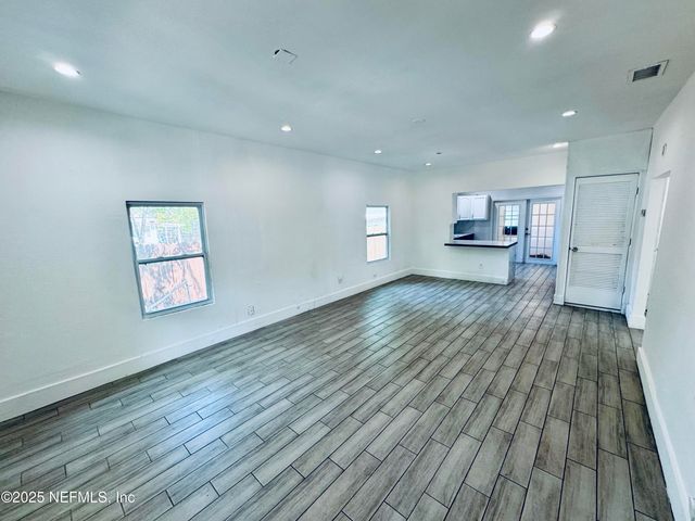 1041 E 14TH Street, Jacksonville, FL 32206