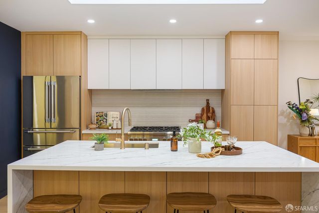 1117 Cayuga Avenue, San Francisco, CA 94112