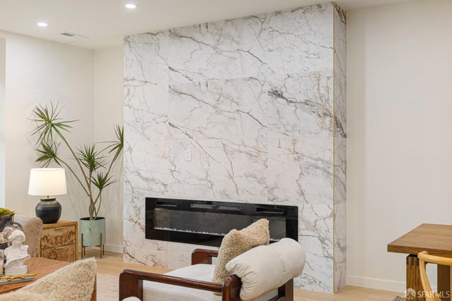 1117 Cayuga Avenue, San Francisco, CA 94112