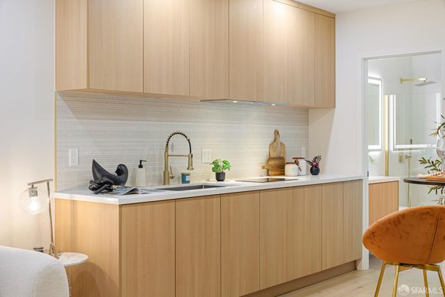 1117 Cayuga Avenue, San Francisco, CA 94112