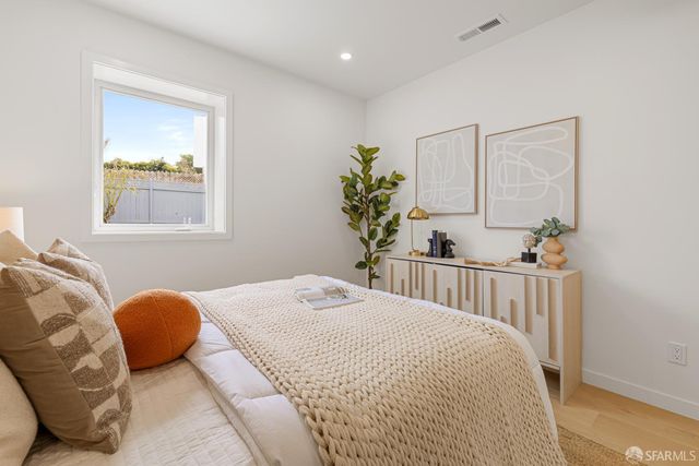 1117 Cayuga Avenue, San Francisco, CA 94112