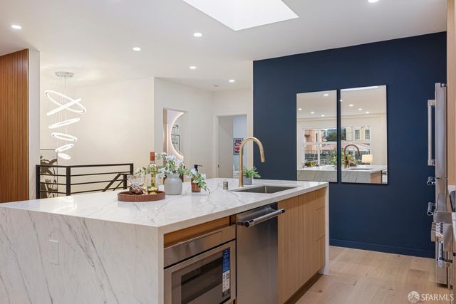 1117 Cayuga Avenue, San Francisco, CA 94112