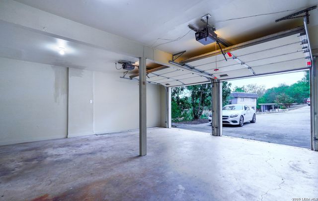 6600 & 6602 Southpoint St., San Antonio, TX 78229