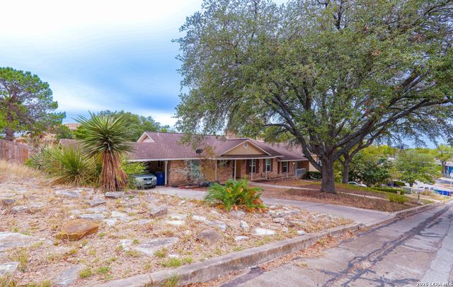 6600 & 6602 Southpoint St., San Antonio, TX 78229