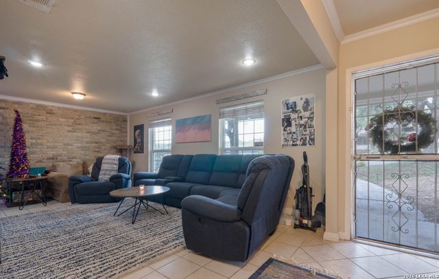 6600 & 6602 Southpoint St., San Antonio, TX 78229