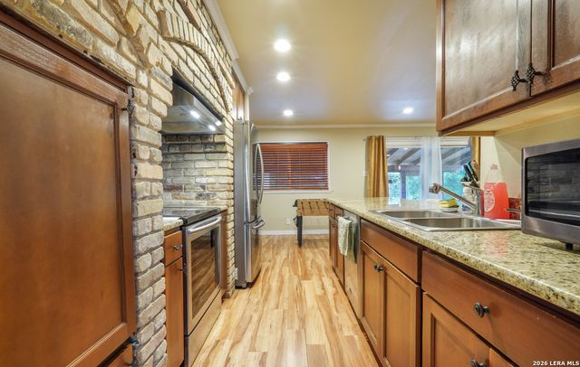 6600 & 6602 Southpoint St., San Antonio, TX 78229