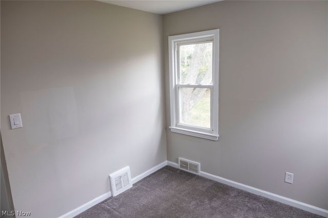 795 E 260th Street, Euclid, OH 44132