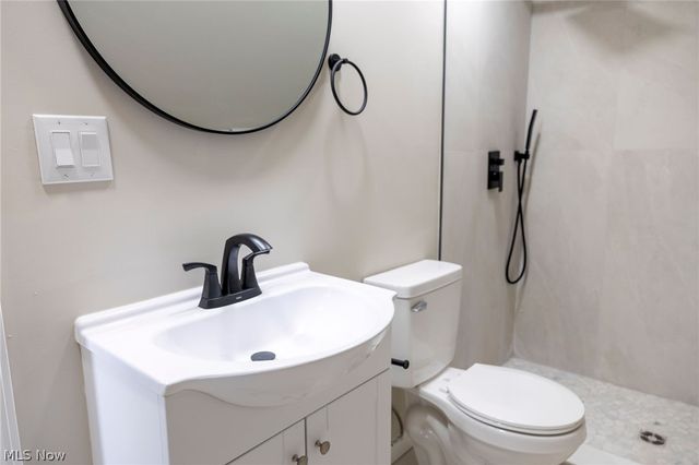 795 E 260th Street, Euclid, OH 44132