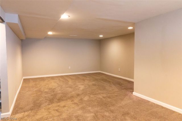 795 E 260th Street, Euclid, OH 44132