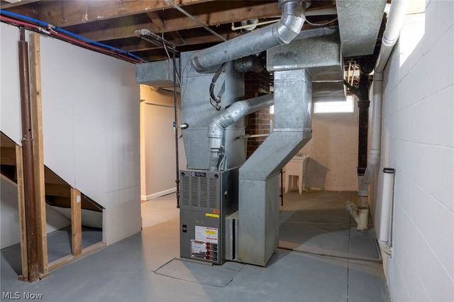 795 E 260th Street, Euclid, OH 44132