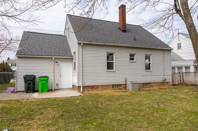 795 E 260th Street, Euclid, OH 44132