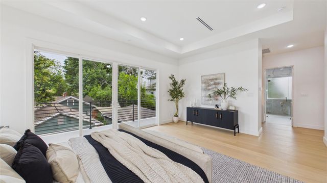 508 Willard Street, Houston, TX 77006