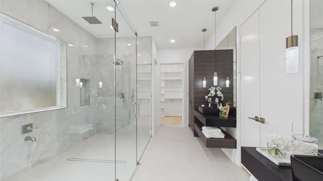 508 Willard Street, Houston, TX 77006