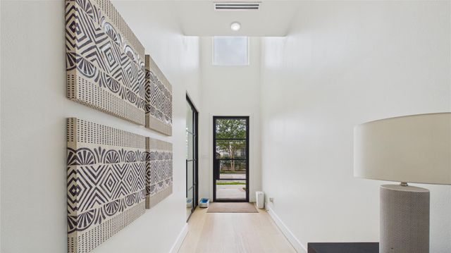 508 Willard Street, Houston, TX 77006
