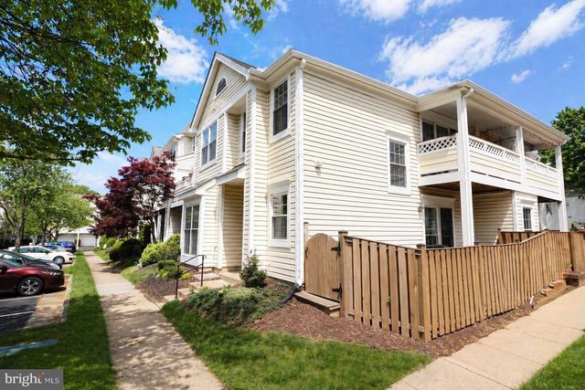 5133 CASTLE HARBOR WAY, Centreville, VA 20120