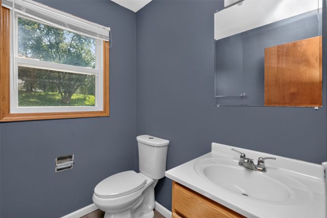 509 E Porter Avenue, Des Moines, IA 50315