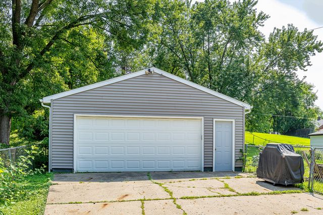 509 E Porter Avenue, Des Moines, IA 50315