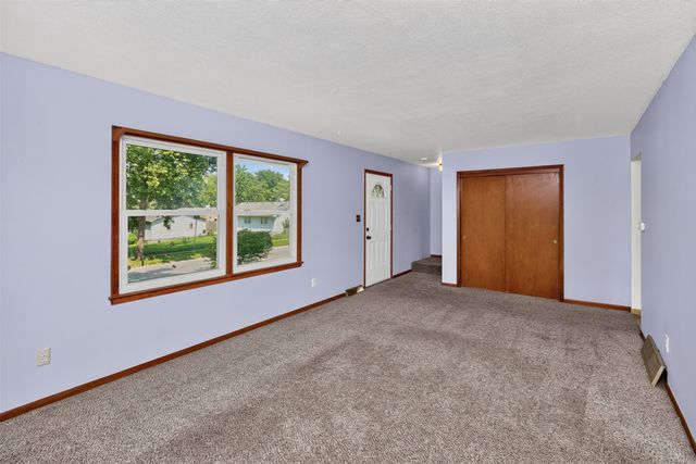 509 E Porter Avenue, Des Moines, IA 50315