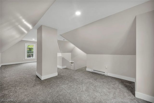 121 Parkview Court, Elyria, OH 44035