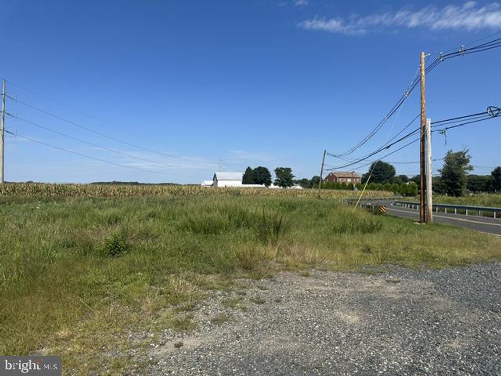 1 WYCKOFF MILLS RD, CRANBURY, NJ 08512 — photo 2