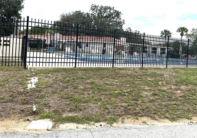 15 NE 63RD COURT, Ocala, FL 34470
