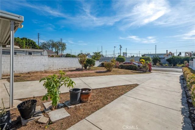 1119 E Colon, Wilmington, CA 90744