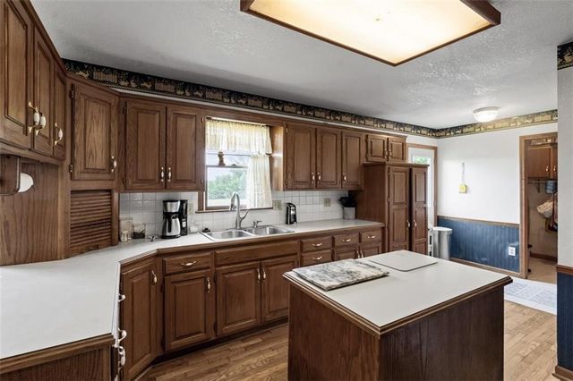634 NW OO Highway, Odessa, MO 64076