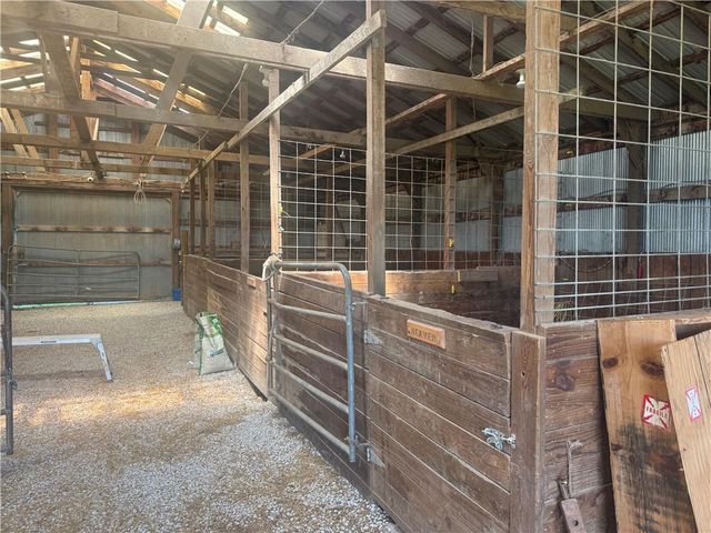 634 NW OO Highway, Odessa, MO 64076