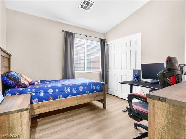 3323 Wrangell Mountain Street, Las Vegas, NV 89122