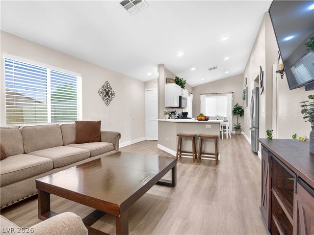 3323 Wrangell Mountain Street, Las Vegas, NV 89122