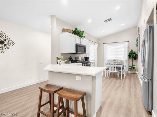 3323 Wrangell Mountain Street, Las Vegas, NV 89122