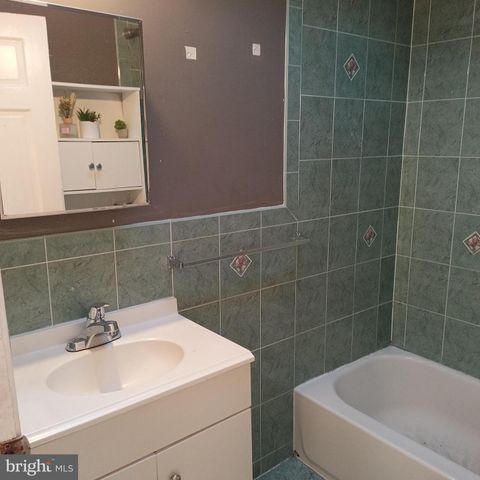 633 E SANGER ST, Philadelphia, PA 19120