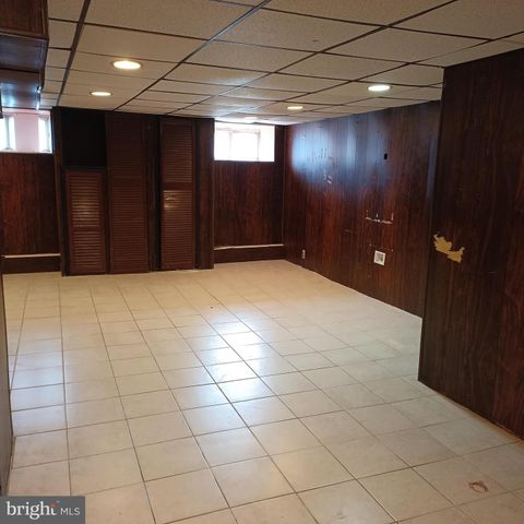 633 E SANGER ST, Philadelphia, PA 19120