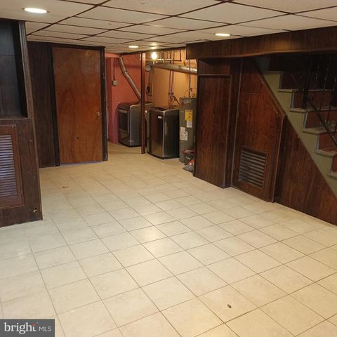 633 E SANGER ST, Philadelphia, PA 19120