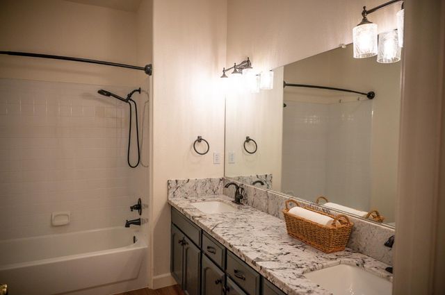 3288 Cedar Creek Lane, Madera, CA 93637