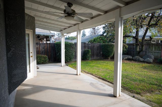 3288 Cedar Creek Lane, Madera, CA 93637