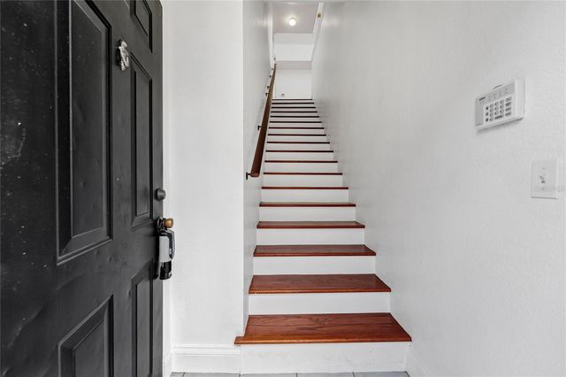 9013 LEE VISTA BOULEVARD 1910, Orlando, FL 32829