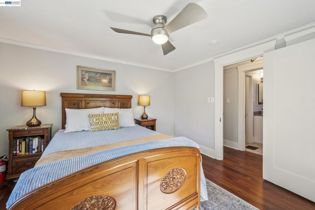 1376 Versailles Ave, Alameda, CA 94501