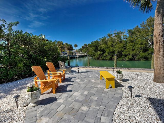 120 MOCKINGBIRD LANE, Englewood, FL 34223