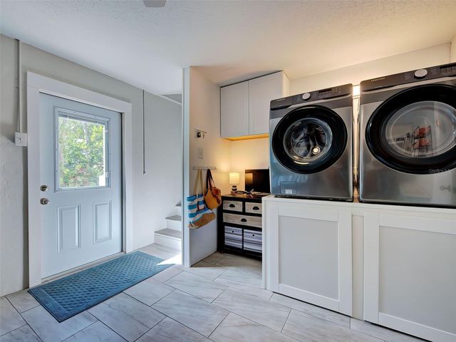 120 MOCKINGBIRD LANE, Englewood, FL 34223