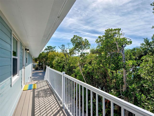 120 MOCKINGBIRD LANE, Englewood, FL 34223