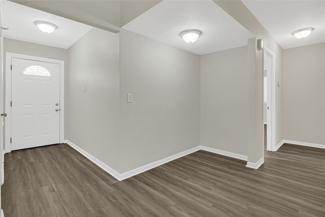 15903 Kenbrook Drive, Houston, TX 77489