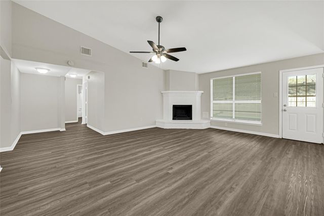 15903 Kenbrook Drive, Houston, TX 77489