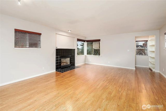 311 NE 95th St, Seattle, WA 98115