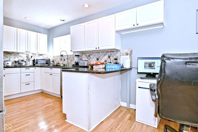 1617 N Raceway Road, Indianapolis, IN 46234