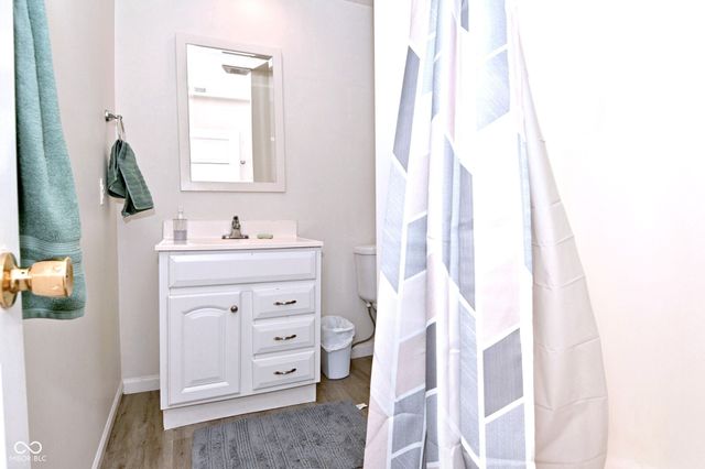 1617 N Raceway Road, Indianapolis, IN 46234